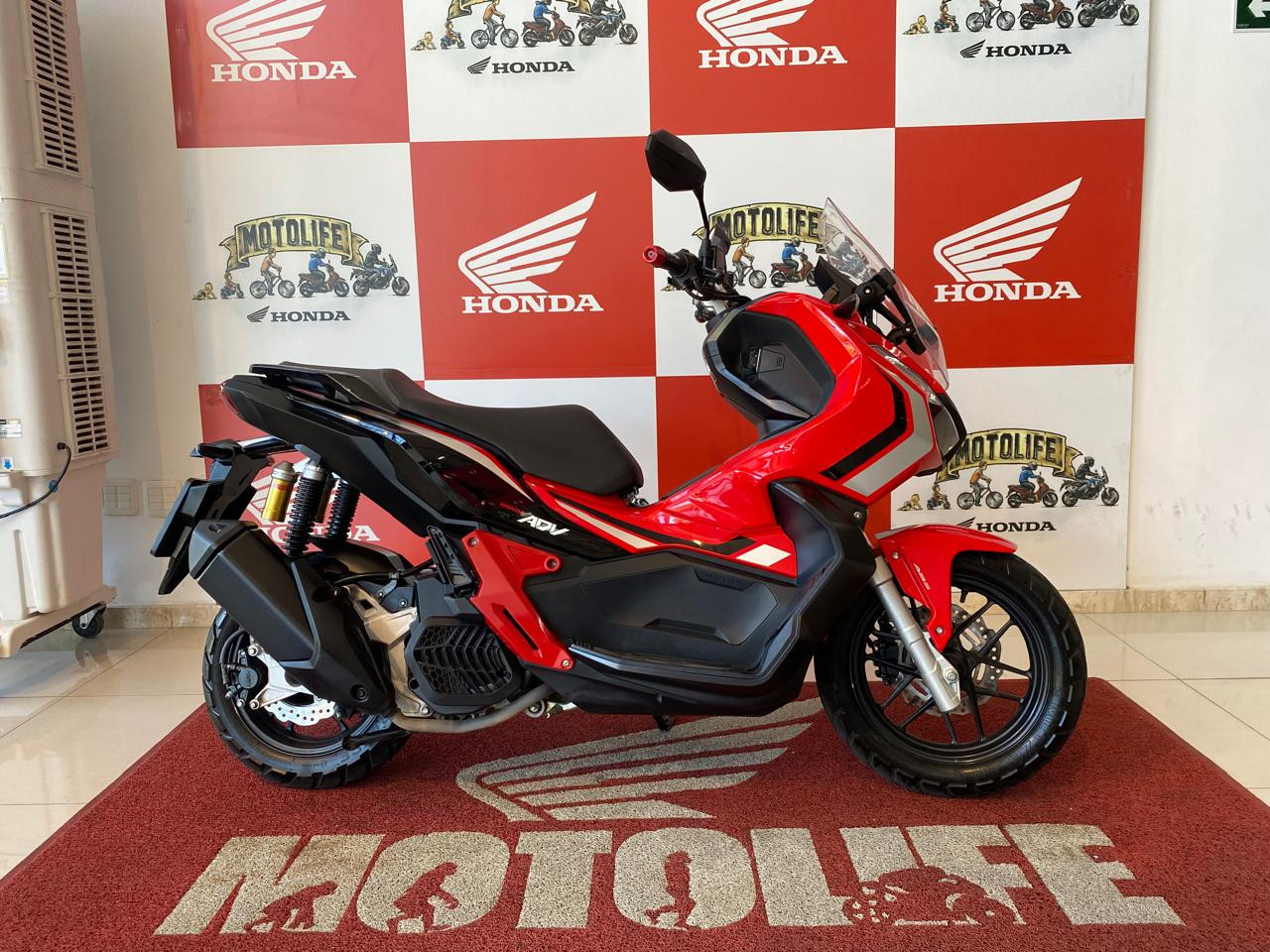 HONDA ADV 150