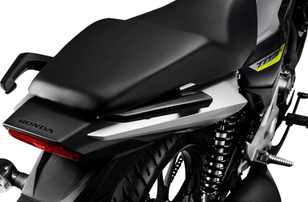 8b196928-2917-494d-a345-6b500dea2784-async-thumbnail-webp-HIGH