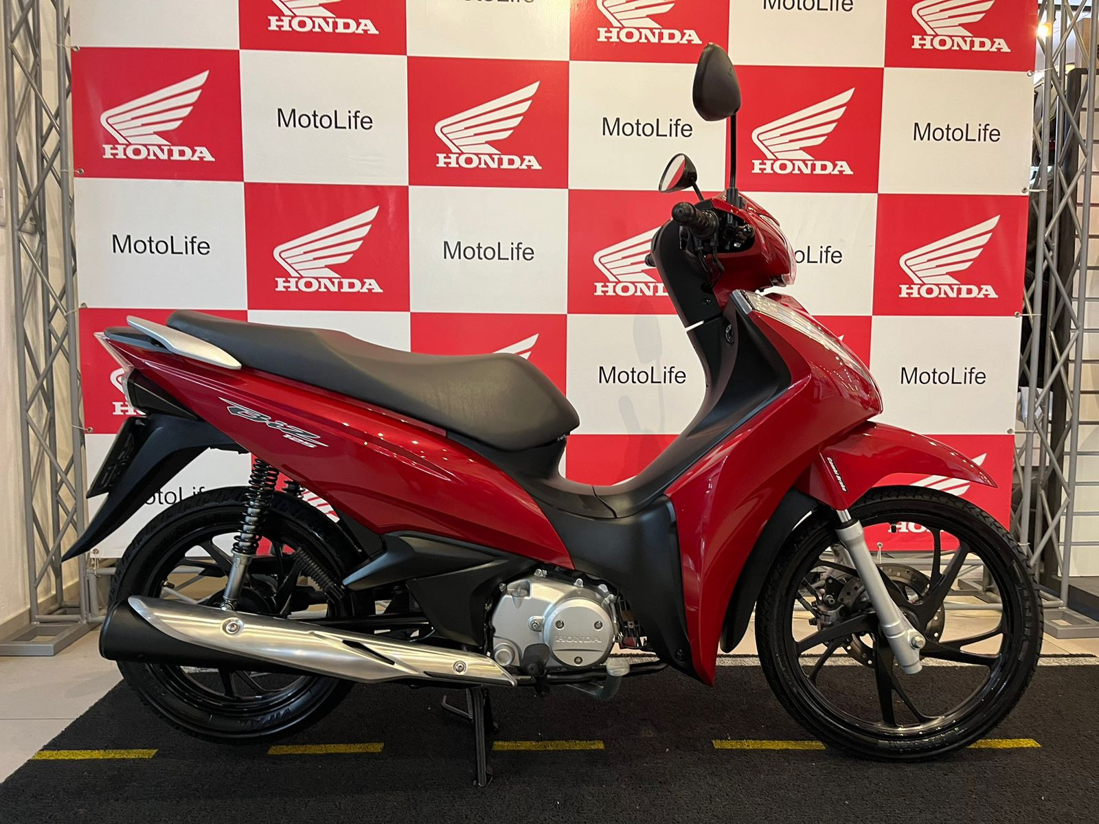 HONDA BIZ 125 